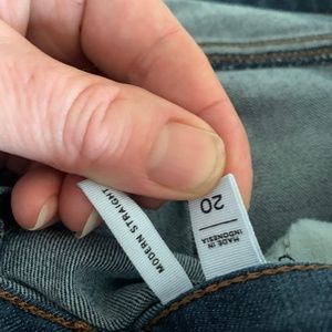 Loft Plus Denim Modern Straight Jeans Size 20 ID#70308 RN#140923